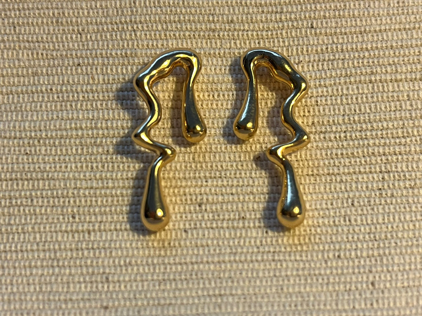 Liquid Gold Flow