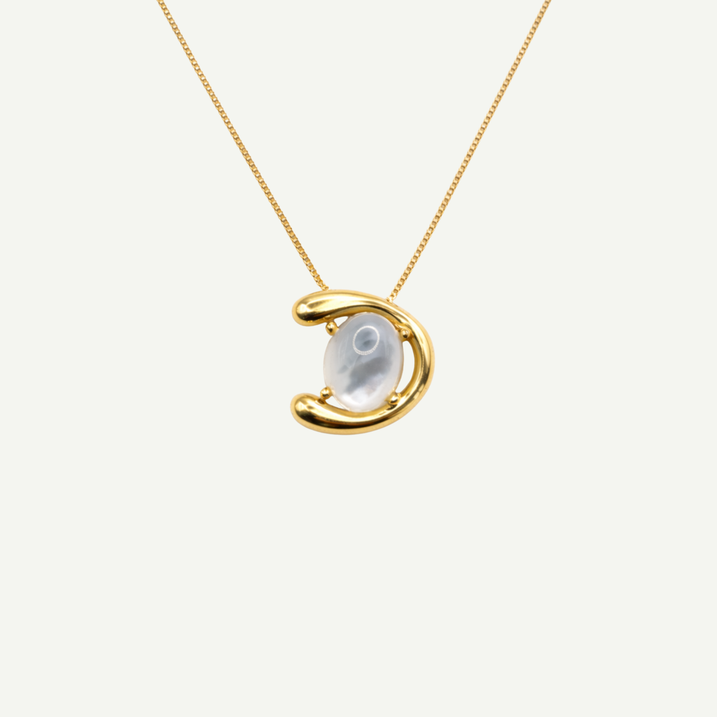 Aurélia Mother-of-Pearl Necklace