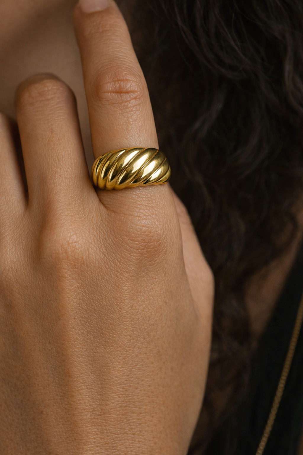 Ondas Dourada Ring